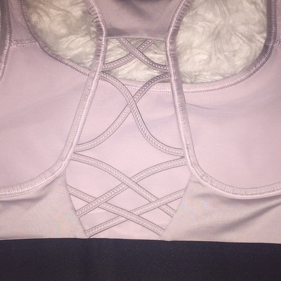 Victoria's Secret Sport Bra Sz Medium BRAND NEW - Picture 5 of 7
